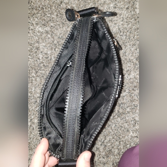 Calvin Klein Messenger Bag with Adjustable Strap - Picture 4 of 5